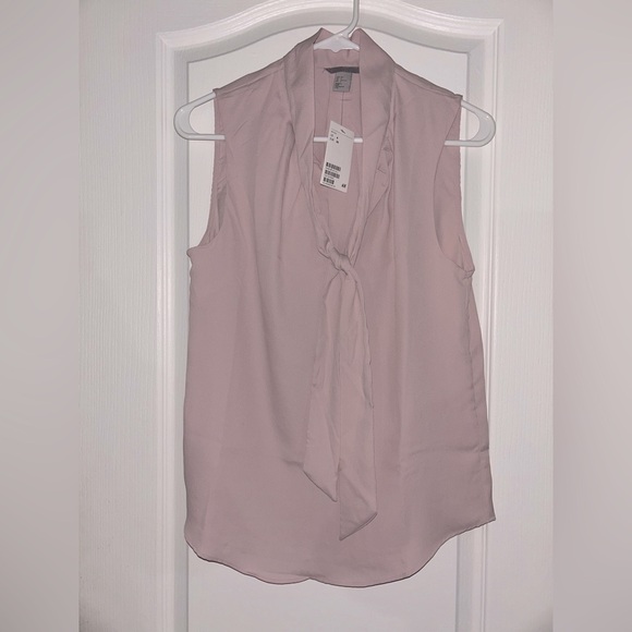 ✨NWT | H&M | Dusty Pink Non sleeves with knot blouse - Picture 2 of 5